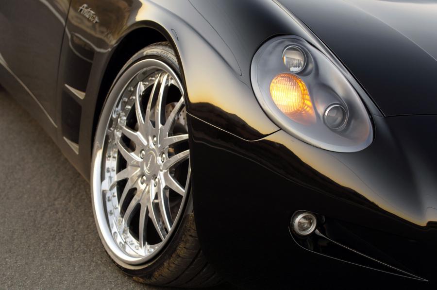 Детали экстерьера n2a Motors Anteros XTM Roadster 2009 года  (фото 20 из 33)